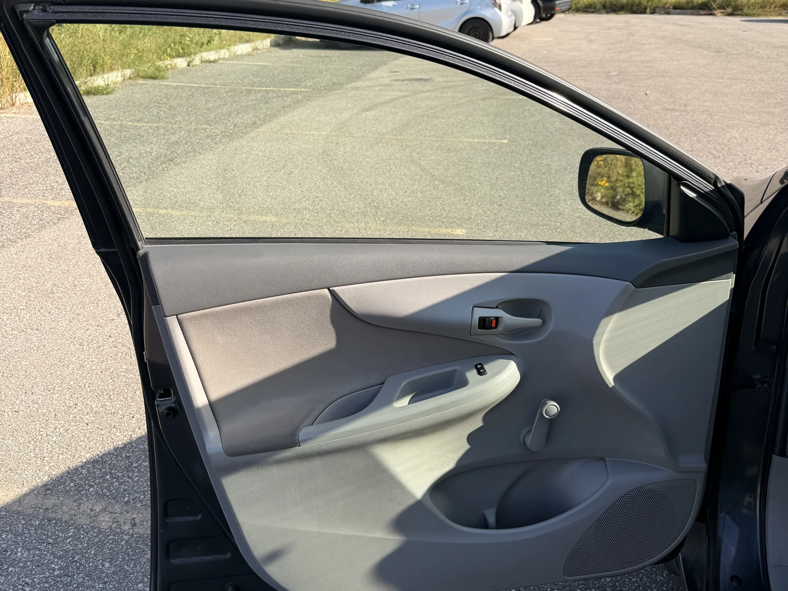 2009 Toyota Corolla — photo 7 of 13