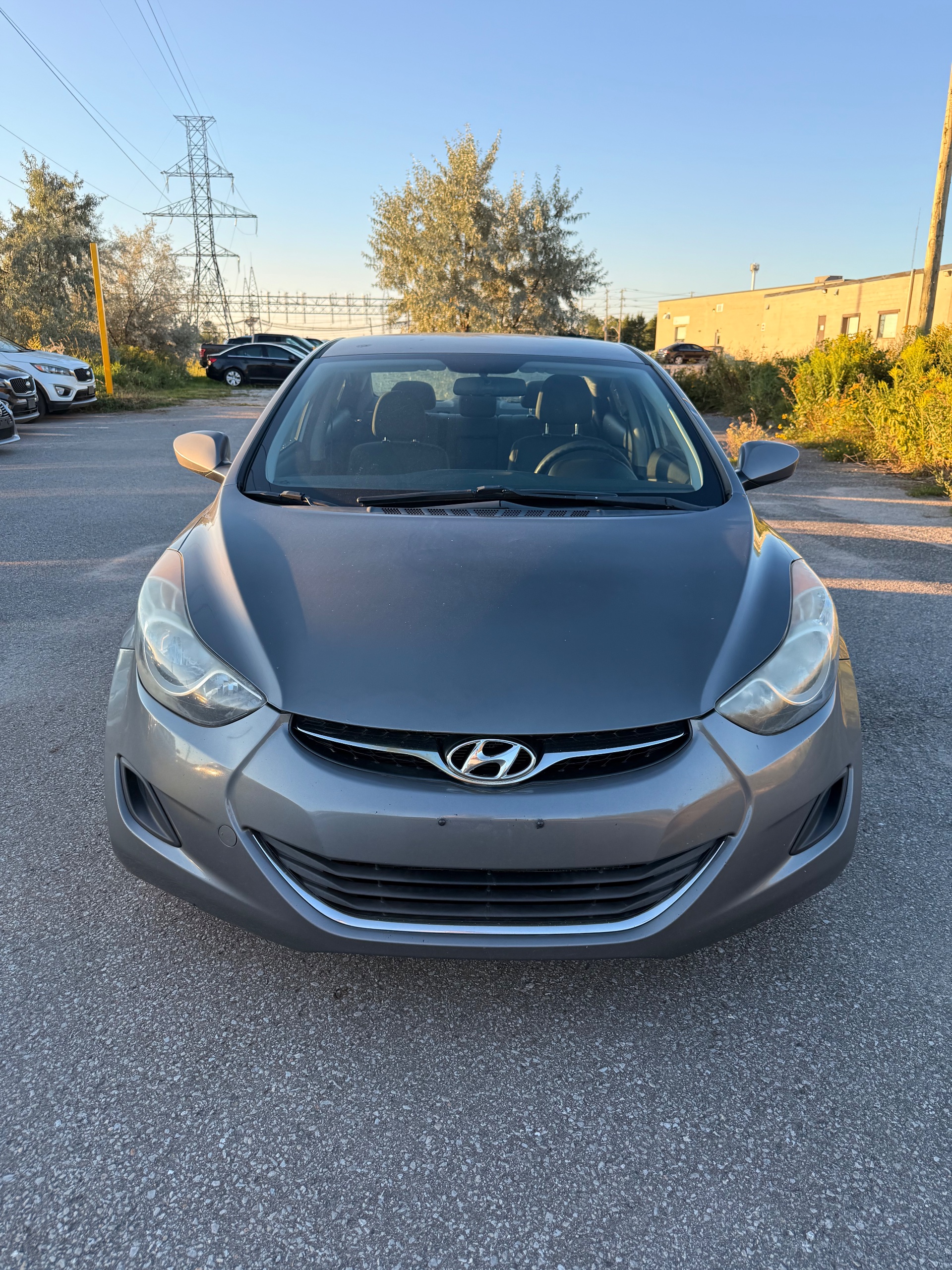 2013 Hyundai Elantra GLS — photo 1 of 10