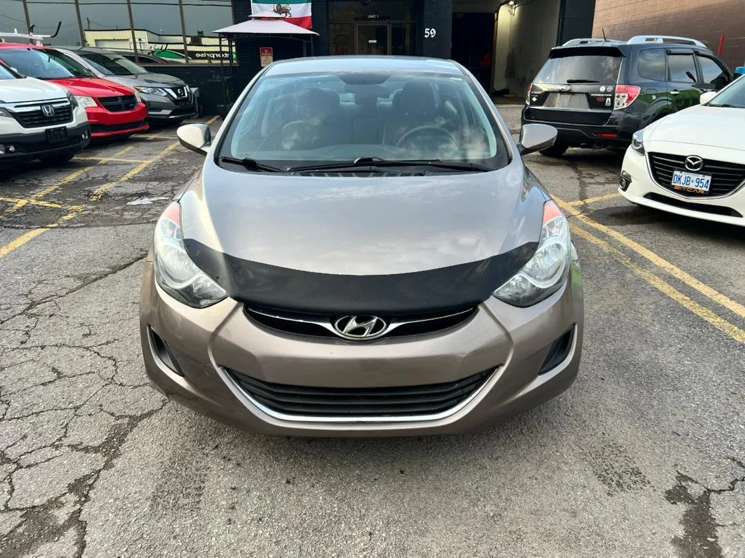 2011 Hyundai Elantra GLS — photo 1 of 11