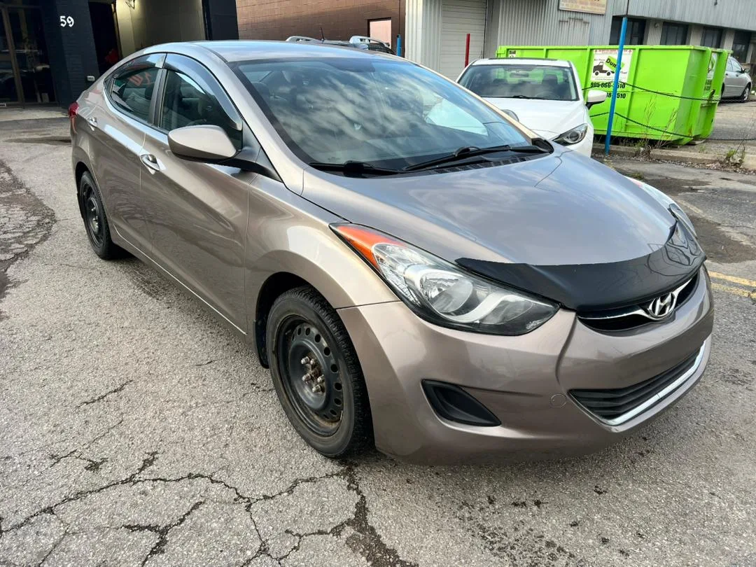 2011 Hyundai Elantra GLS — photo 3 of 11