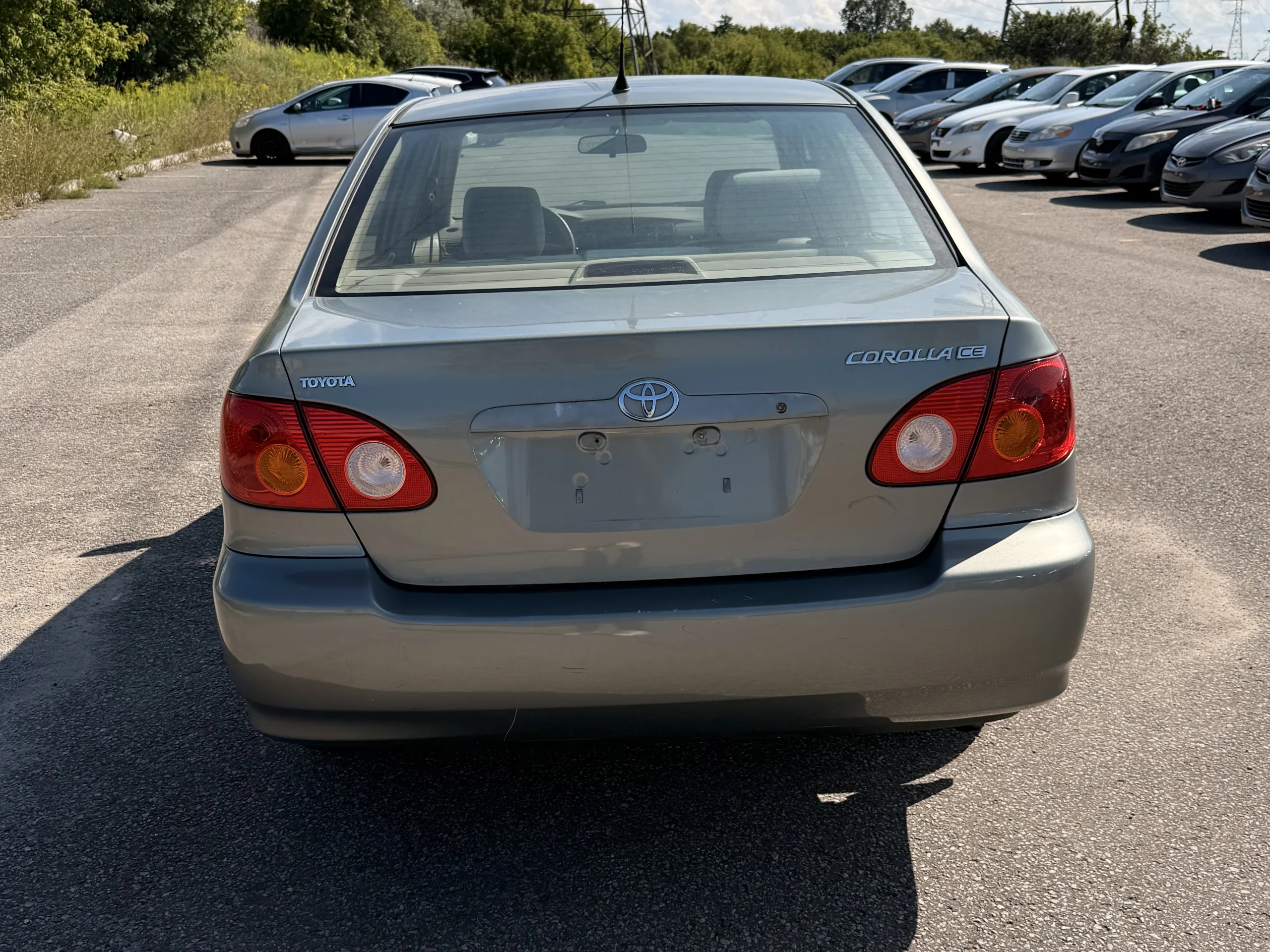 2004 Toyota Corolla — photo 4 of 12