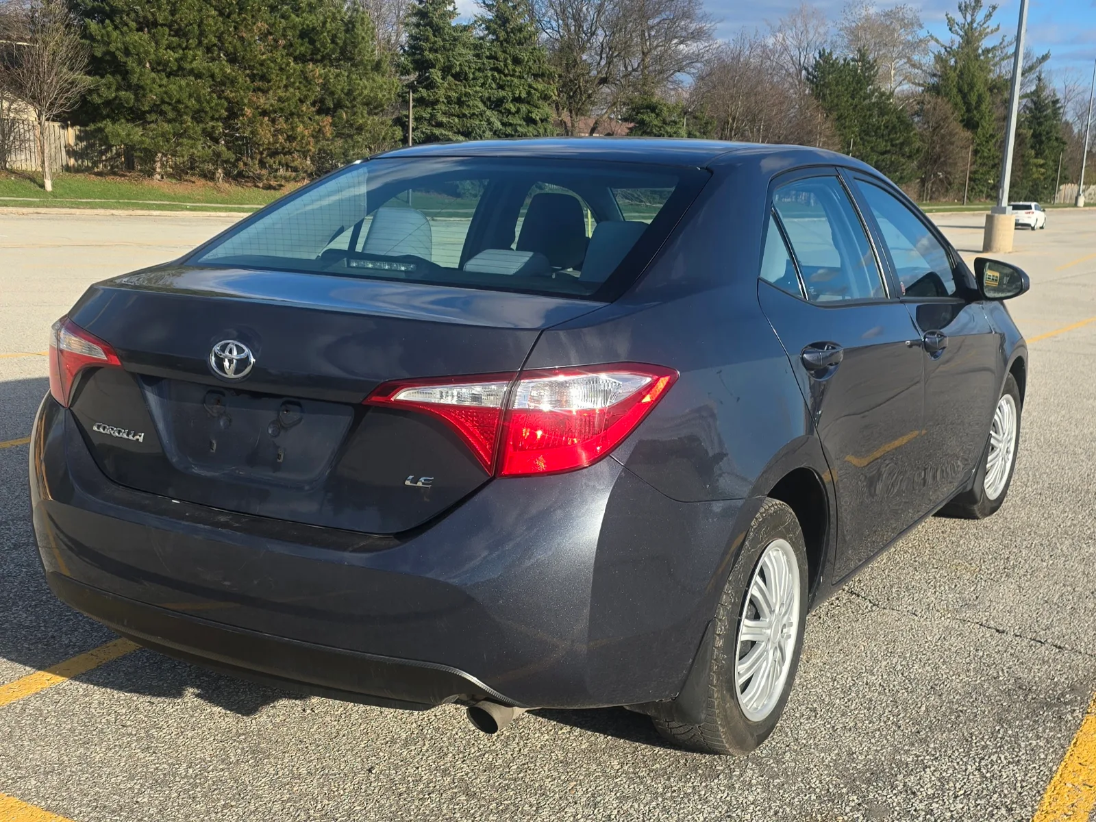 2016 Toyota Corolla — photo 5 of 11