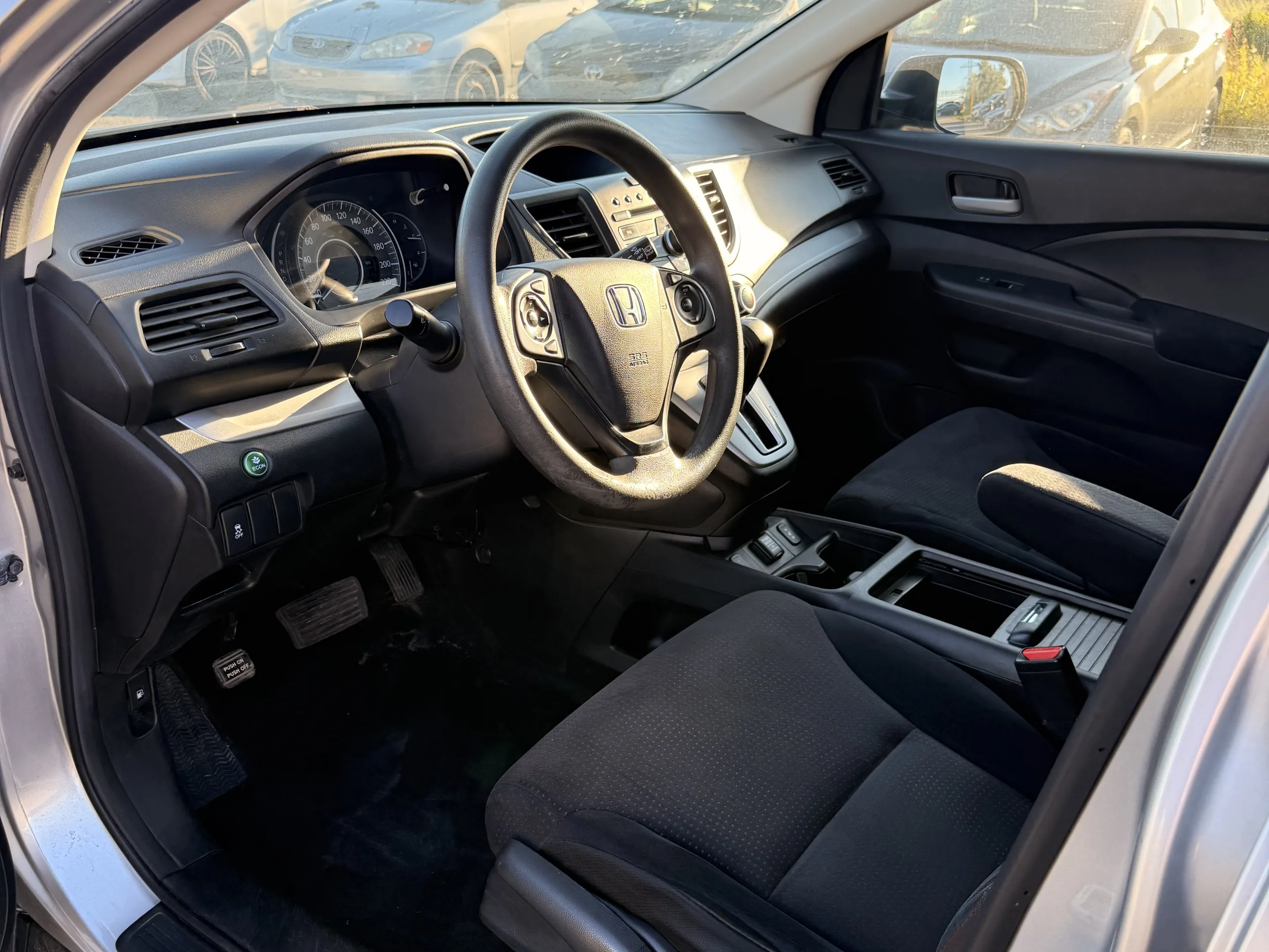2012 Honda CR-V LX — photo 9 of 13