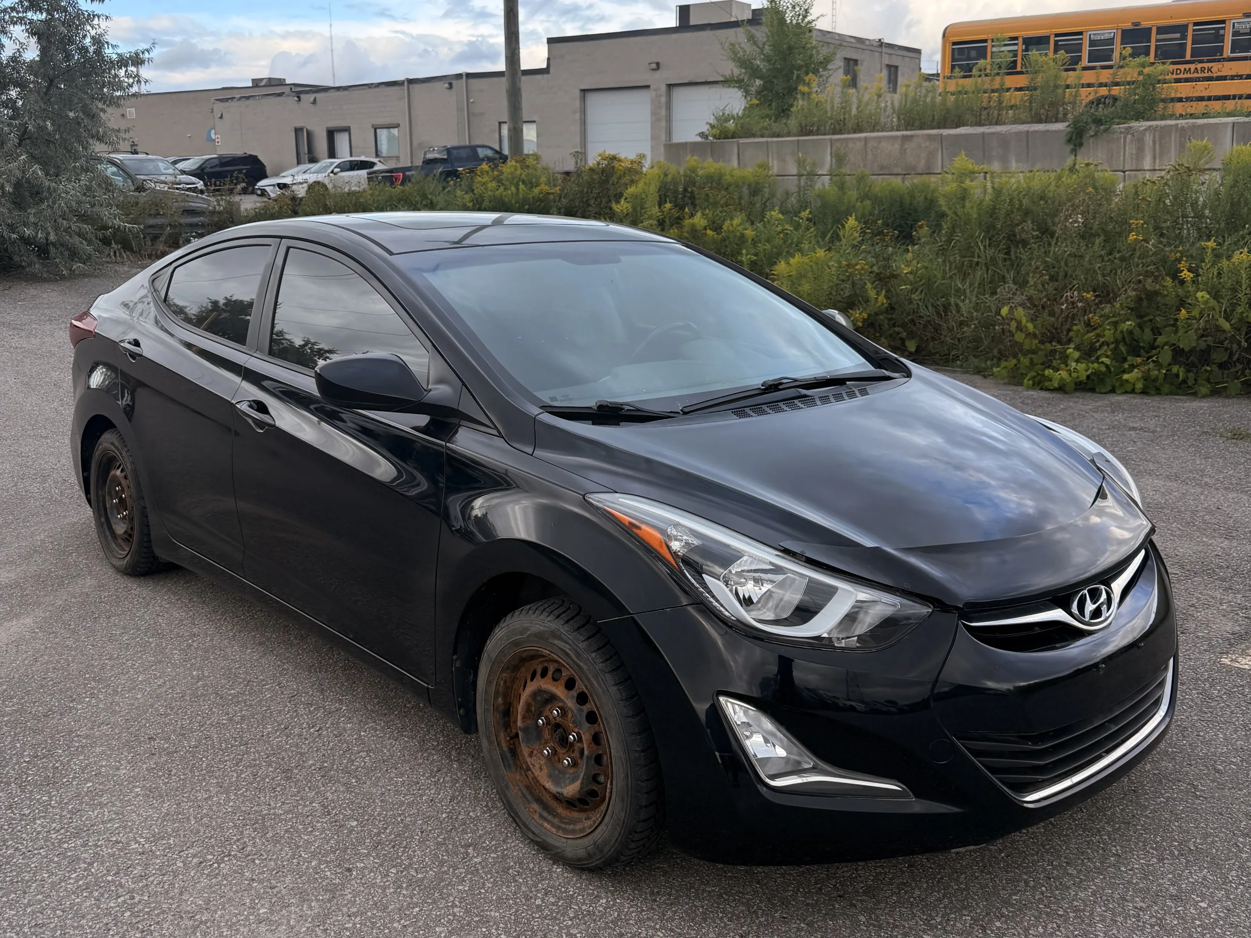 2015 Hyundai Elantra GLS — photo 2 of 10