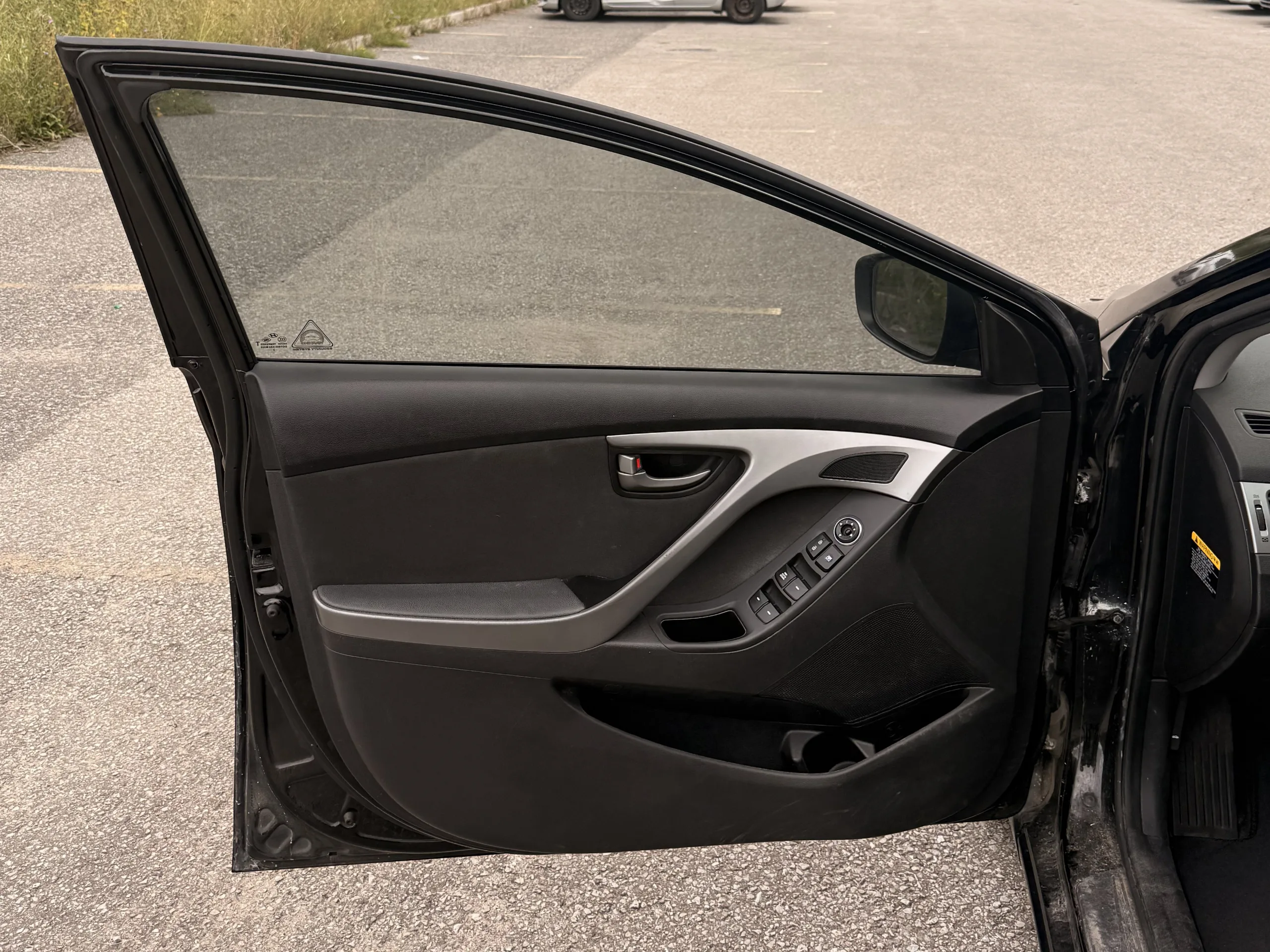 2015 Hyundai Elantra GLS — photo 8 of 10