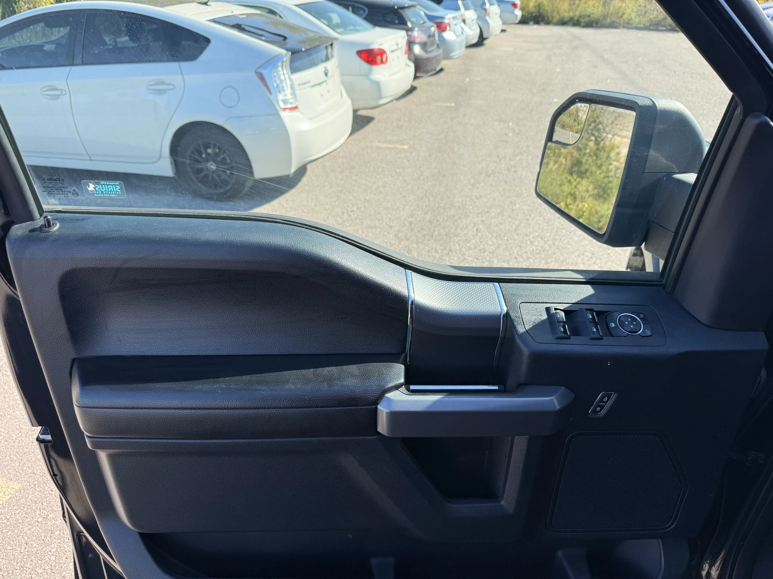 2016 Ford F-150 XLT — photo 10 of 19